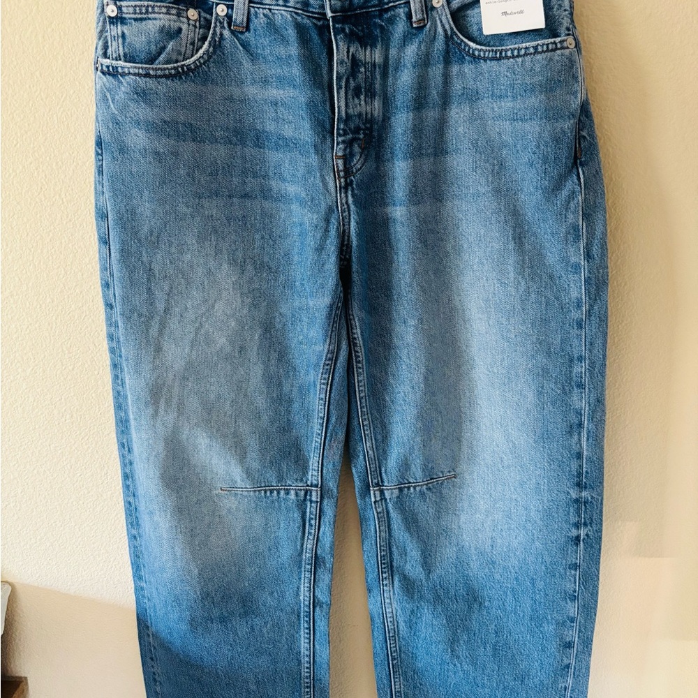 Madewell The Petite Darted Barrel-Leg Jean in Dobbins wash 29P